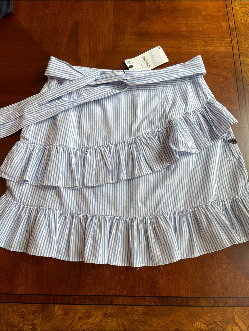 NWT Zara frilly skirt embroidered and striped white and blue size M - Picture 3 of 12